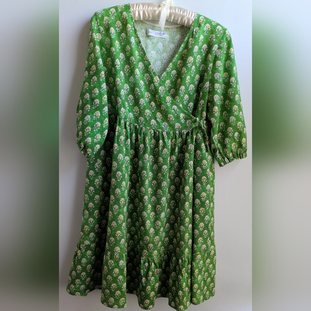 EUC.... Green Floral Linen Blend Wrap Dress Girls Size 13-14YR (164CM)